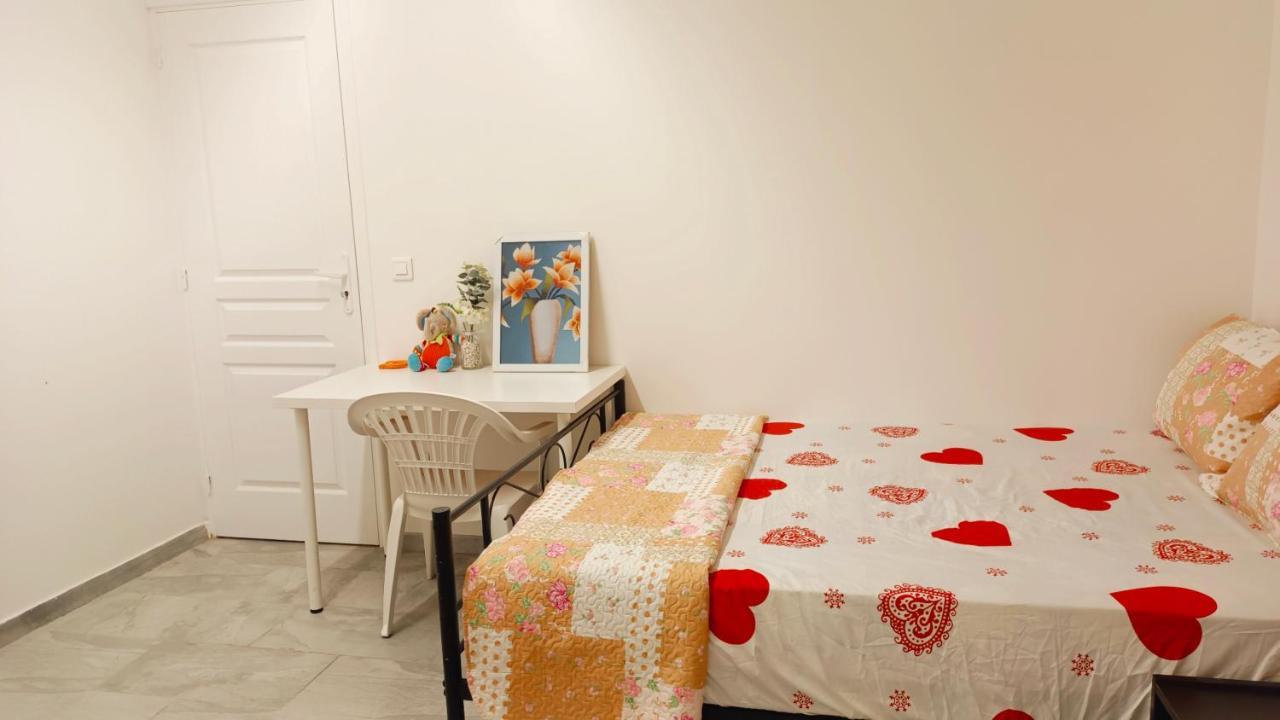 Bienvenue A Paris - Confortable, Grande Terrasse Privee Au Calme, Parking Gratuit
